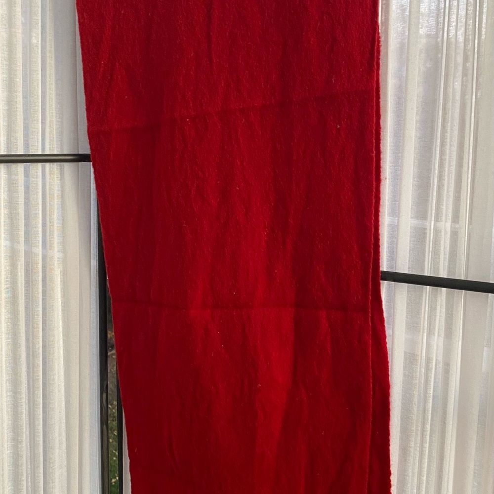 EUC - Begg & Co. Lambswool & Angora scarf, tomato red, UNISEX - Picture 4 of 4